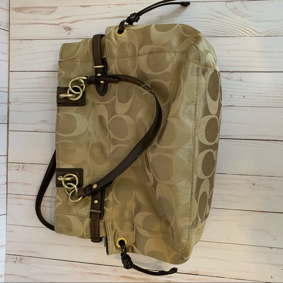 Tan monogram Coach shoulder bag - Picture 5 of 6